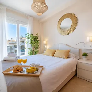 https://apartamento-completo-nuevo-en-complejo-manilva-playa.1costadelsol.com